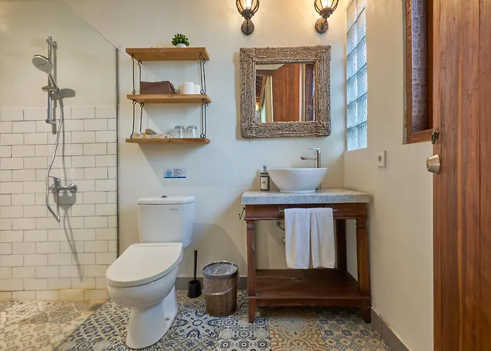 Casa Ola Pererenan * Canggu